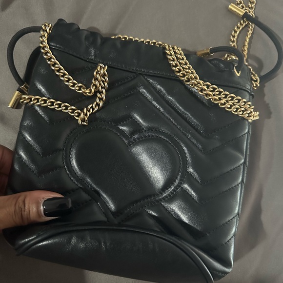 Authentic Gucci Marmont Black Leather Bucket Bag - Picture 6 of 6